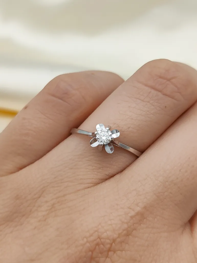 Anillo Florencia Diamante 0,16ct E-VS1 Oro Blanco 18K