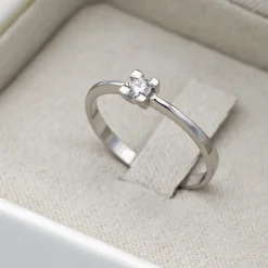 Anillo Tayra Diamante 0,165ct G-SI Oro Blanco 18K