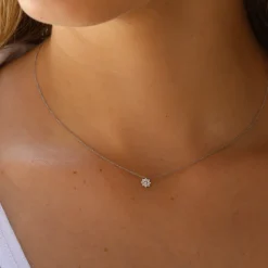 Collar Rose Diamantes 0,09ct G-VS Oro Blanco 18K